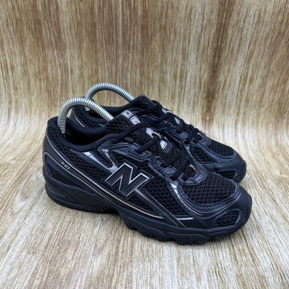 New Balance 740 Sneakers Kid's Size 2Y Black Silver Mesh Runners Shoes